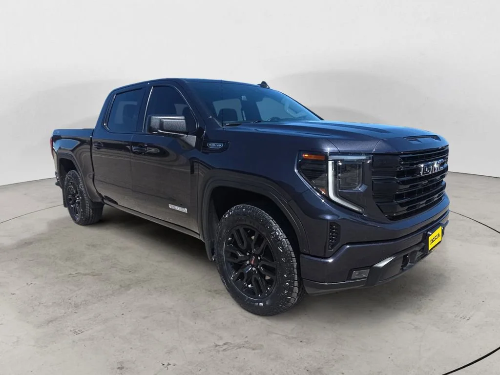 Certified Used 2023 Titanium Rush Metallic GMC Elevation image 7