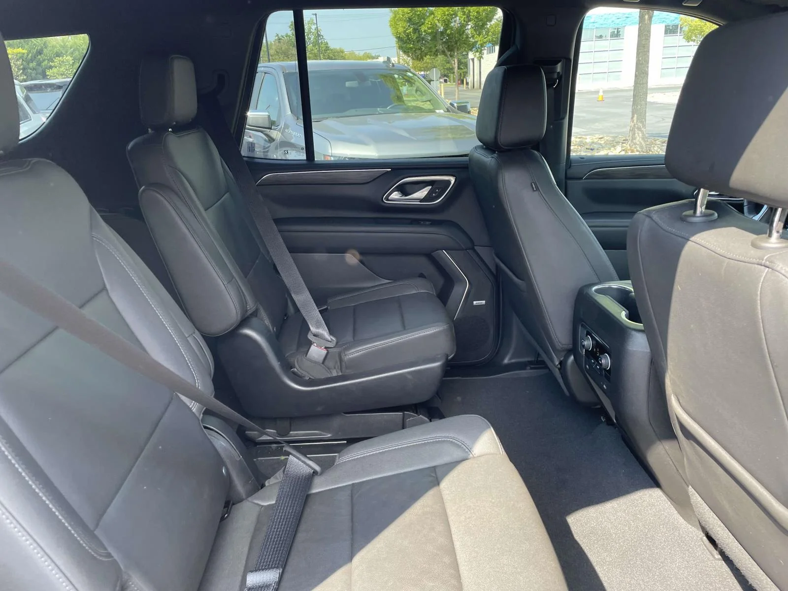 Used 2022 EMPIRE BEIGE METALLIC Chevrolet LT image 11