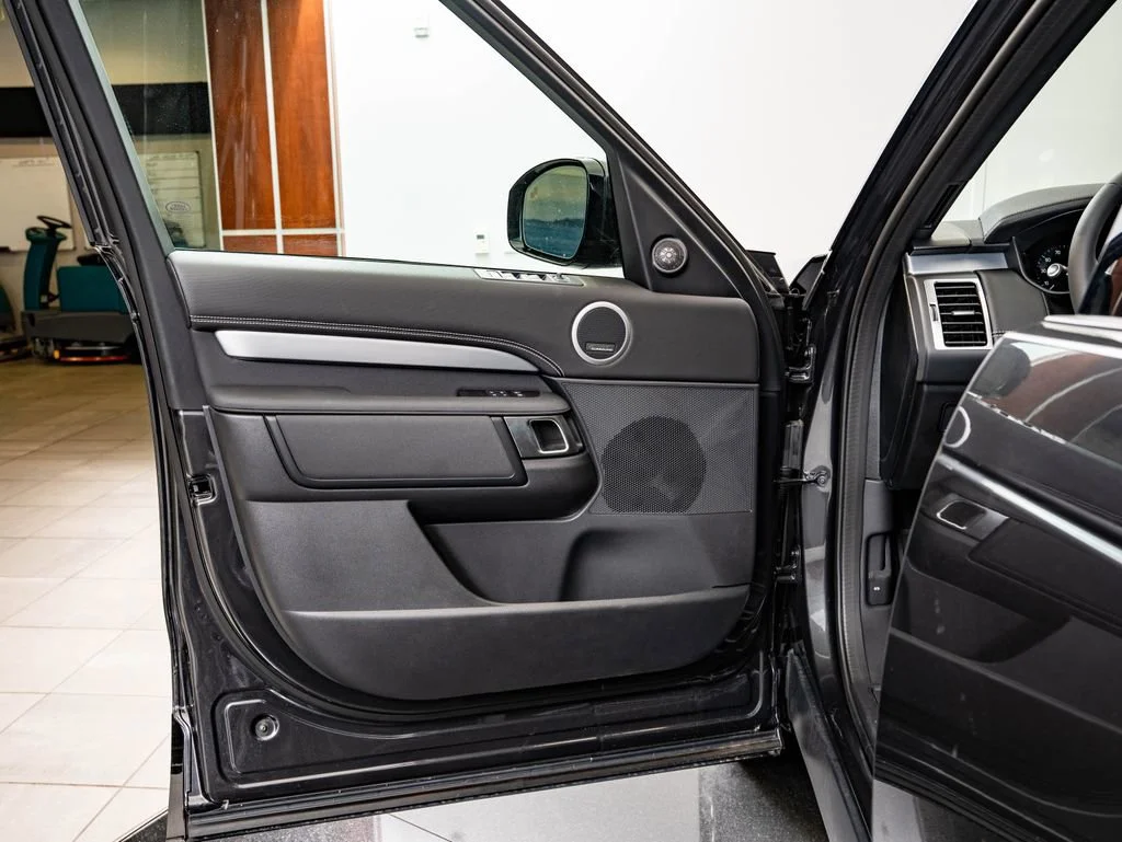 New 2026 Carpathian Gray Premium Metallic Land Rover Gemini Edition image 27