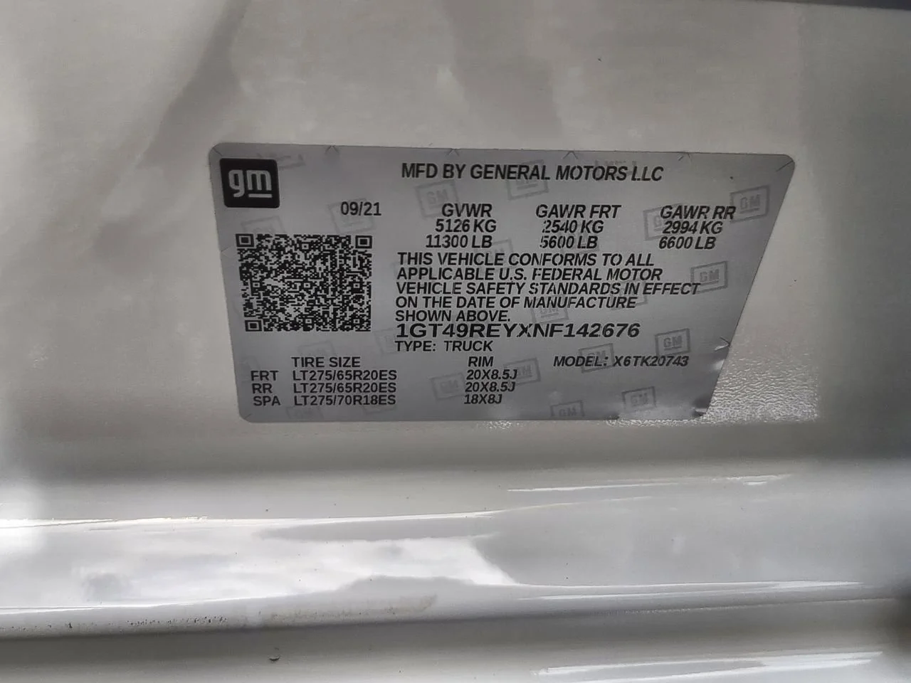 Used 2022 Summit White GMC Denali image 35