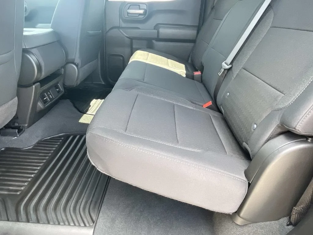 2026 Chevrolet Silverado 1500 Custom - Photo 9