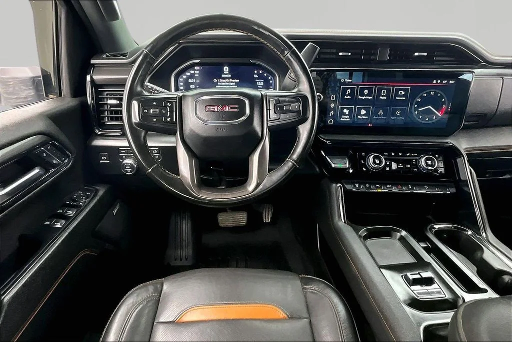 Used 2024 Sterling Metallic GMC AT4 image 5