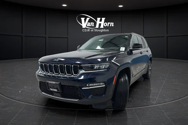 Used 2023 Midnight Sky Jeep 4xe image 3