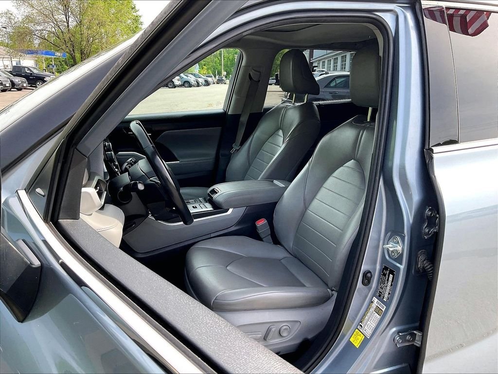 Used 2020 Blue Toyota XLE image 10