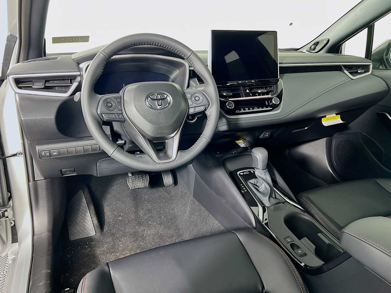 2026 Toyota Corolla — photo 7