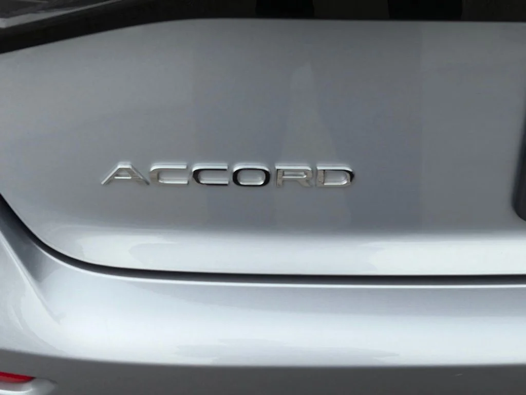Certified Used 2024 Solar Silver Metallic Honda EX image 27