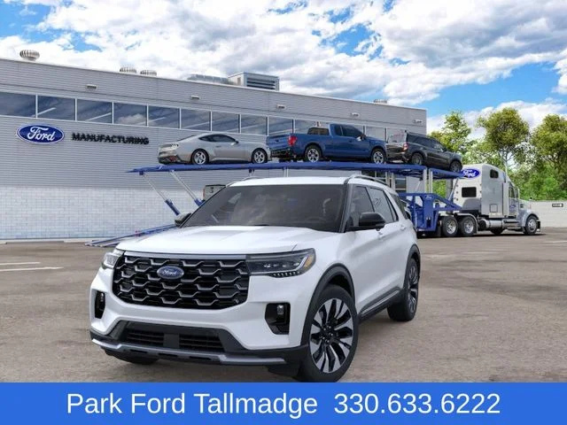 New 2026 Star White Metallic Tri-Coat Ford Platinum image 2