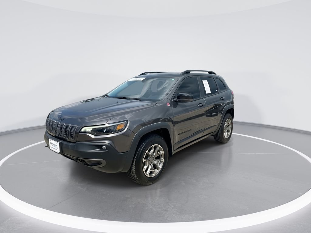 Used 2023 Gray Jeep Trailhawk image 4
