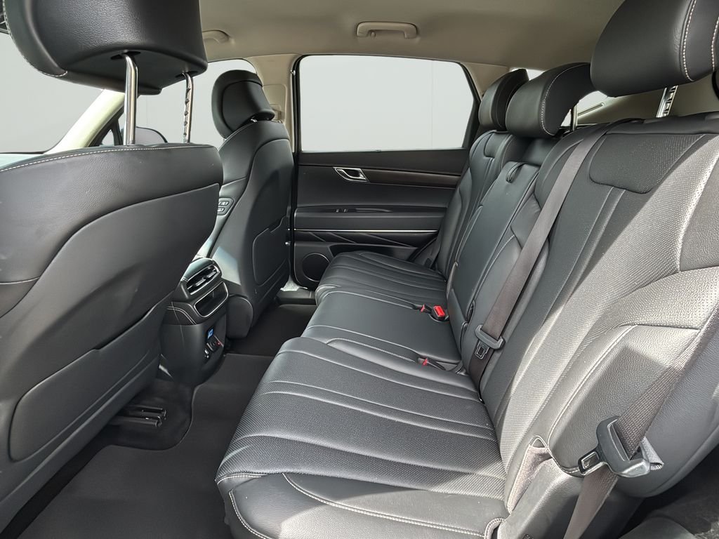2024 GENESIS GV80 Standard - Photo 16