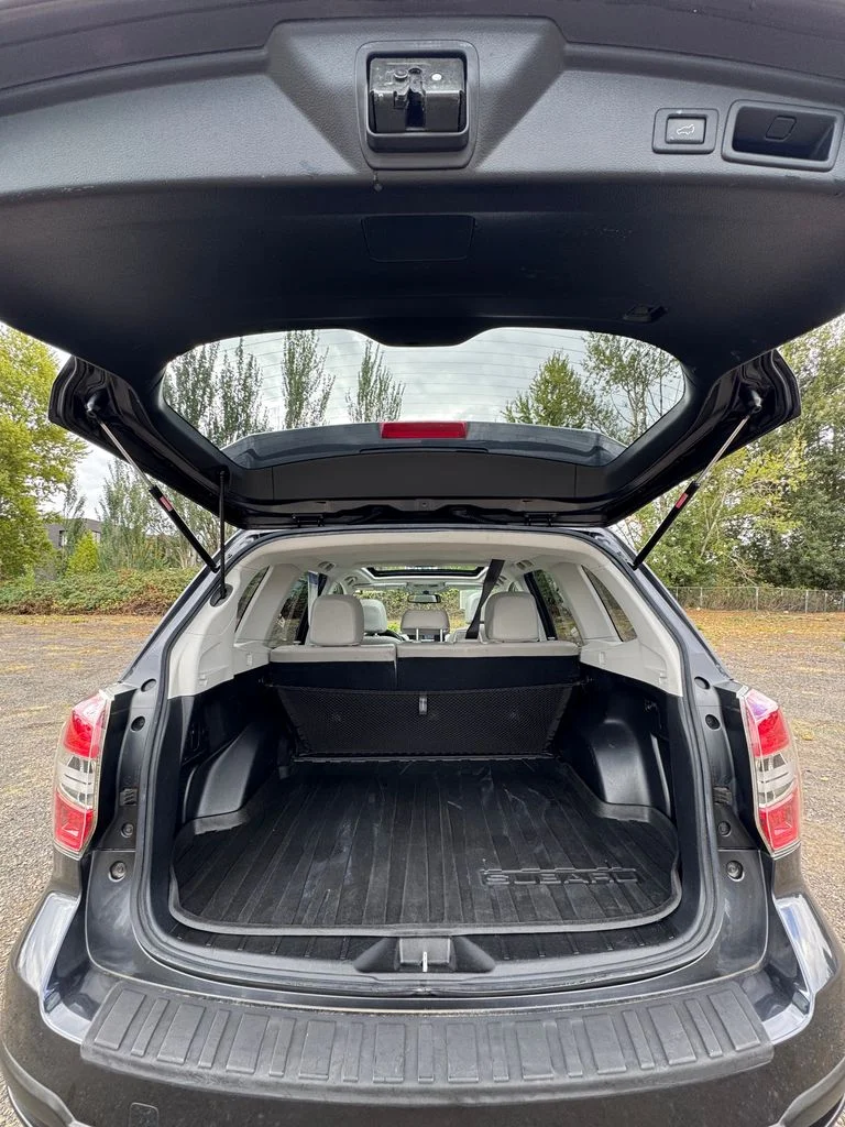 Used 2014 Gray Subaru 2.5i Limited image 9