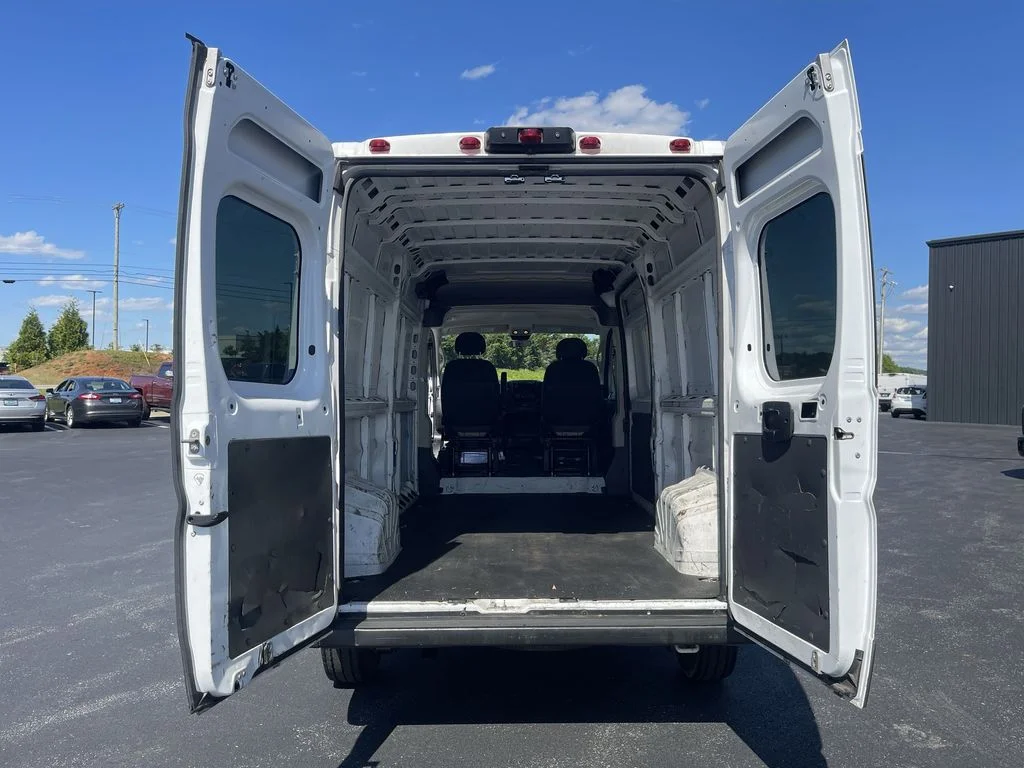 Used 2021 White Ram High Roof image 22