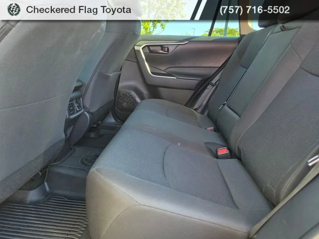 Used 2025 Silver Sky Metallic Toyota LE image 21