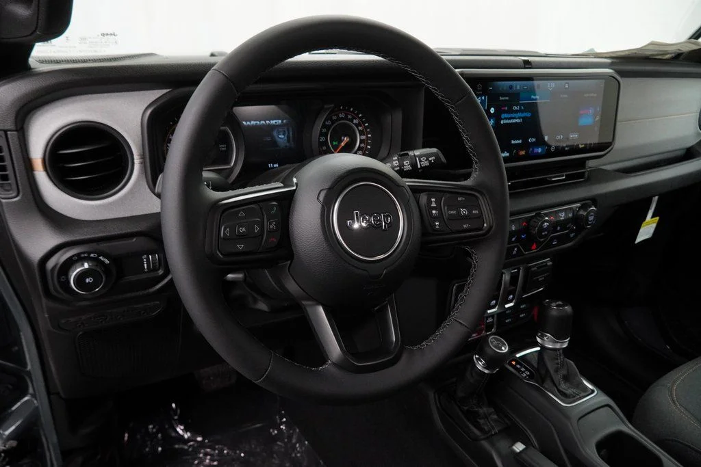 2026 Jeep Wrangler 2-Door Willys - Photo 18