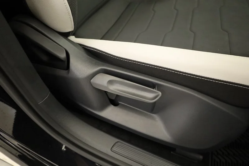 2026 Volkswagen Taos SE - Photo 33