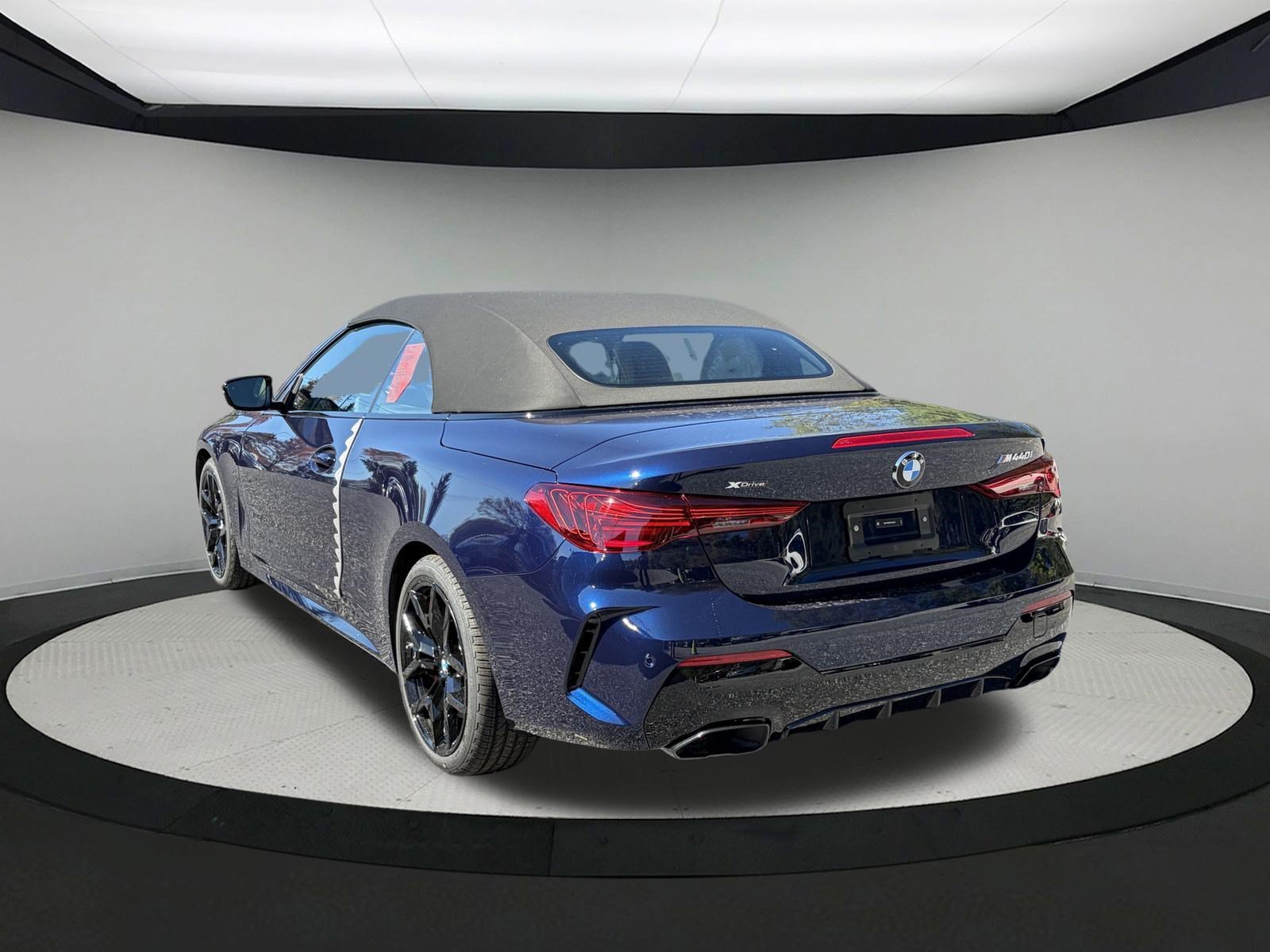 New 2027 Tanzanite Blue II Metallic BMW M440i xDrive image 8