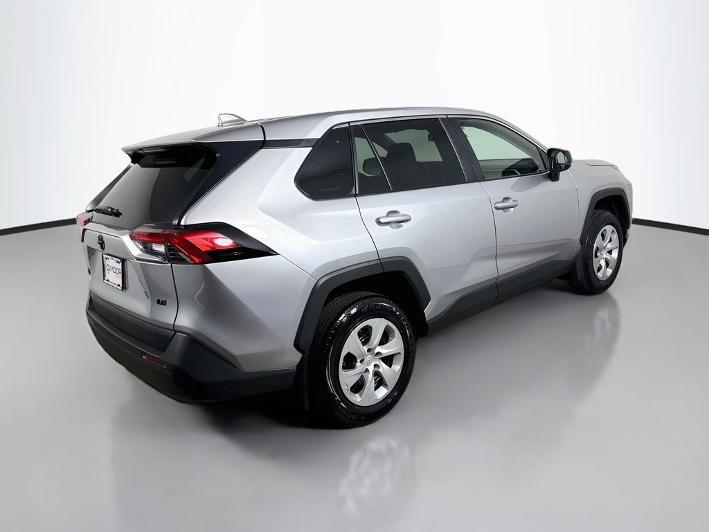 Used 2025 Silver Sky Metallic Toyota LE image 7