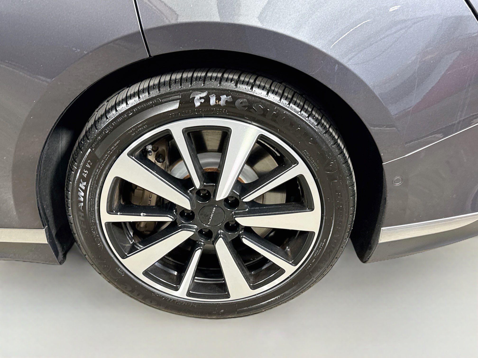 Used 2023 Quantum Gray Metallic Lucid Pure image 31