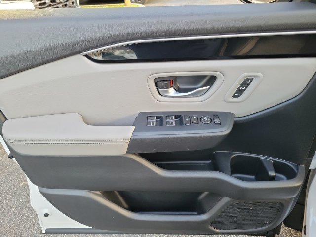 2025 Honda Pilot Touring - Photo 22