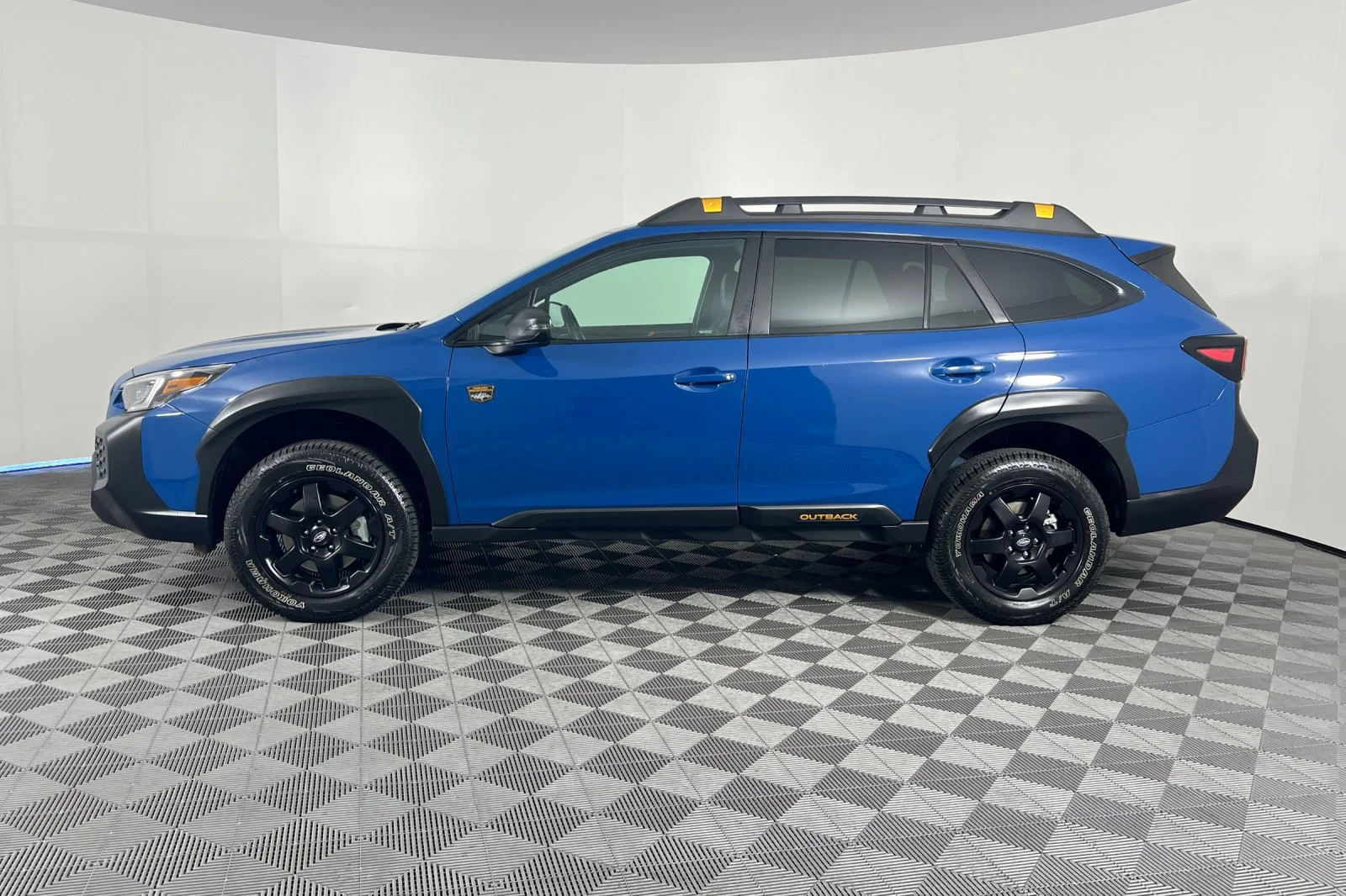 Used 2024 Geyser Blue Subaru Wilderness image 6