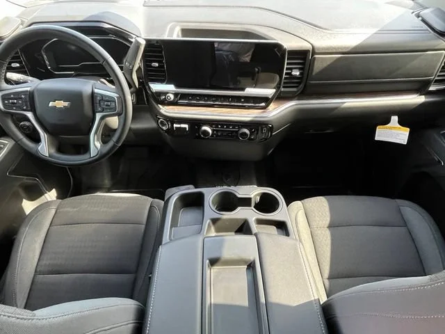 Used 2025 Black Chevrolet LT image 16
