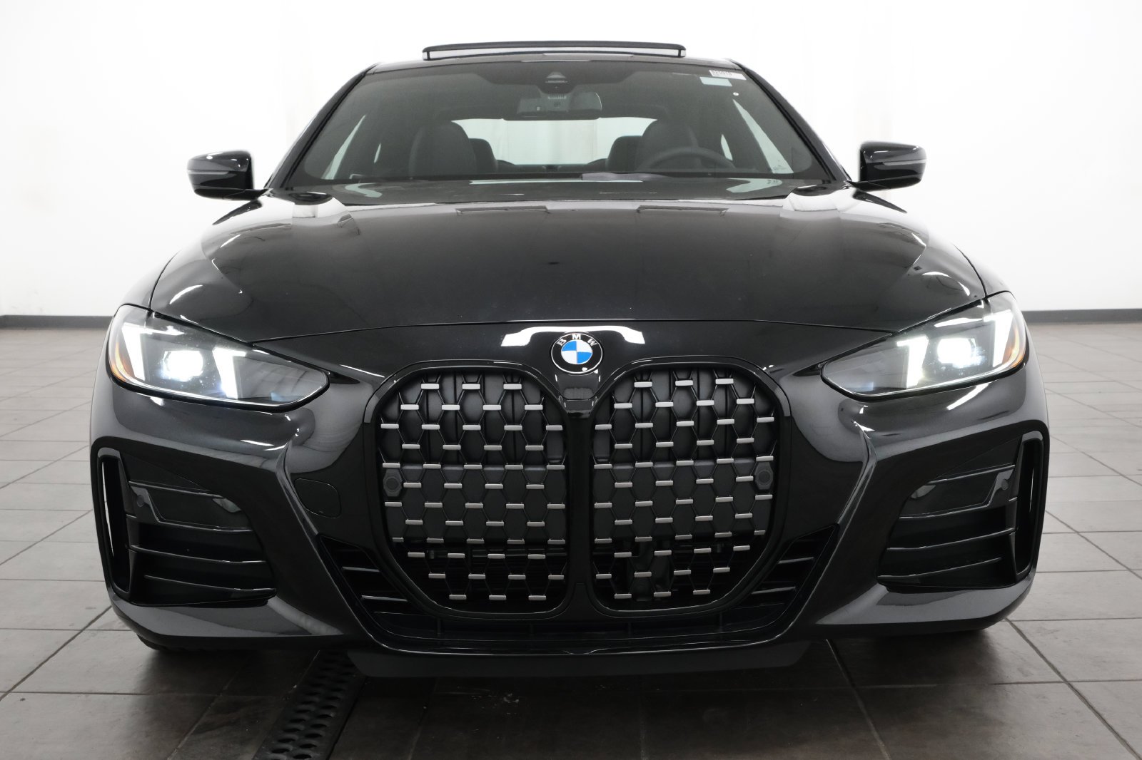 New 2027 Black Sapphire Metallic BMW 430i xDrive image 9