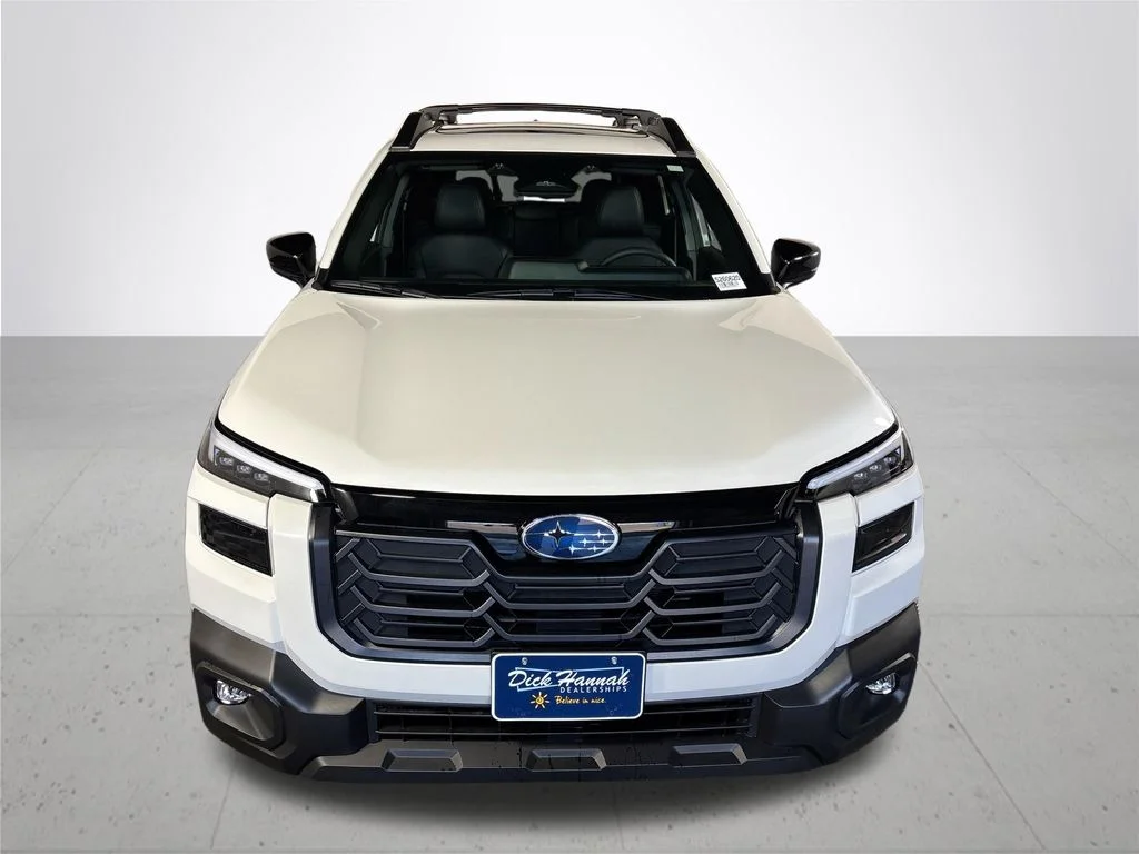 New 2026 CRYSTAL WHITE PEARL Subaru Limited image 3