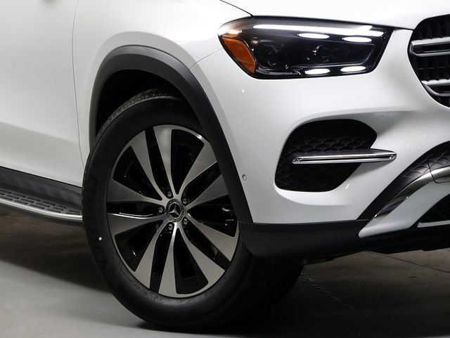 New 2026 MANUFAKTUR Moonlight White Metallic Mercedes-Benz GLE 350 image 3