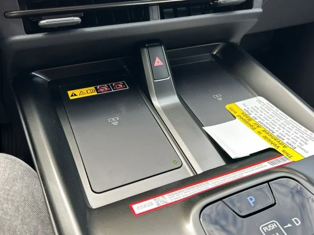 New 2026 Wind Chill Pearl with Midnight Black Metallic roof <sup>1</sup> Toyota  XSE image 41