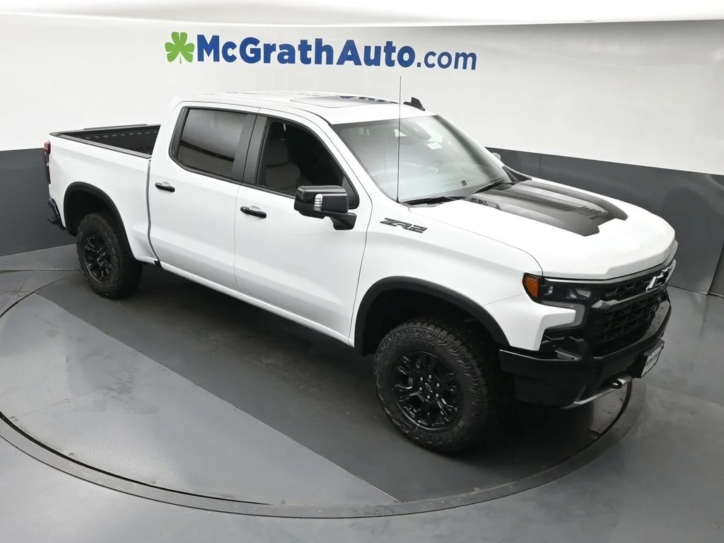 New 2026 White Chevrolet ZR2 image 3