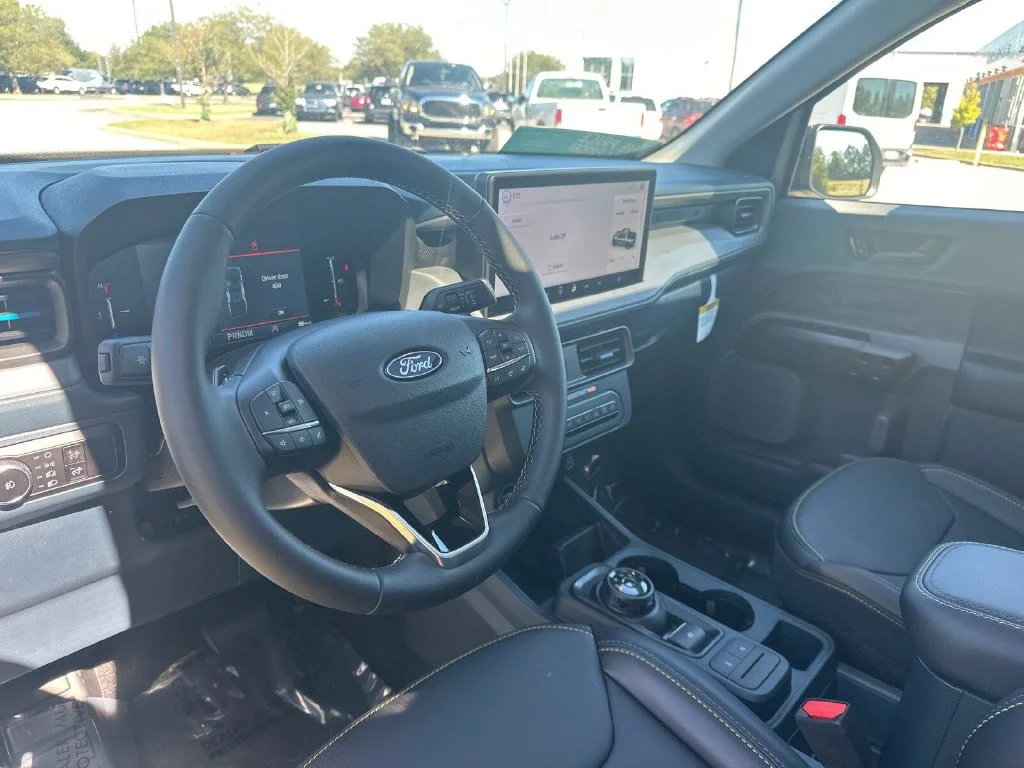 New 2026 Black Ford Lobo Standard image 5
