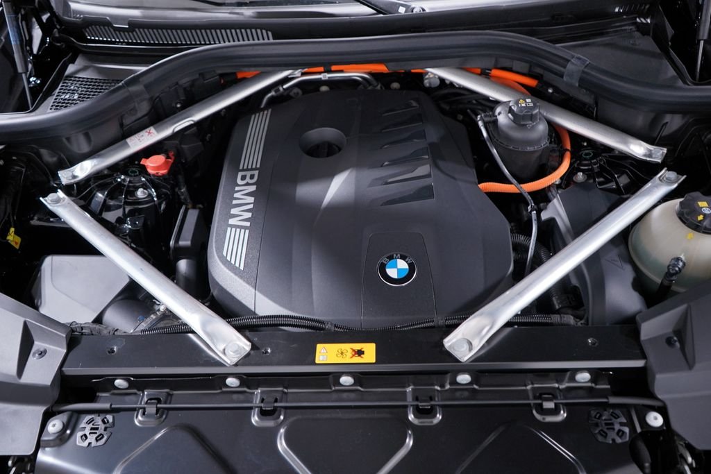 Used 2026 Black Sapphire Metallic BMW xDrive50e image 20