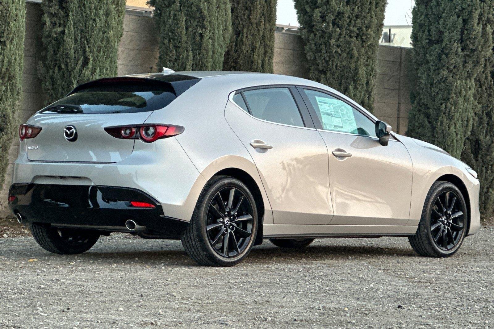 New 2026 Platinum Quartz Metallic Mazda 2.5 S Premium image 4