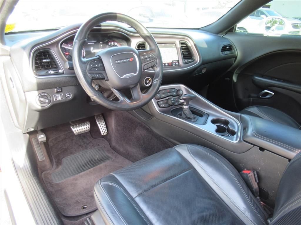 Used 2018 White Dodge R/T image 18