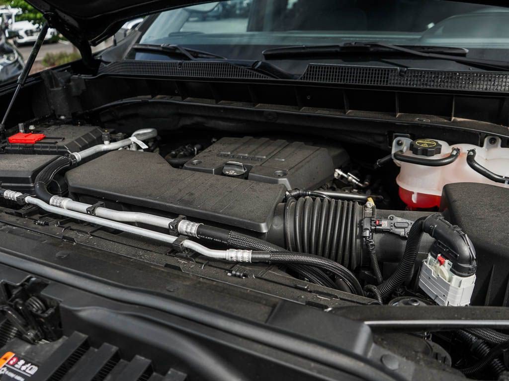 2025 Chevrolet Silverado 1500 LT - Photo 6