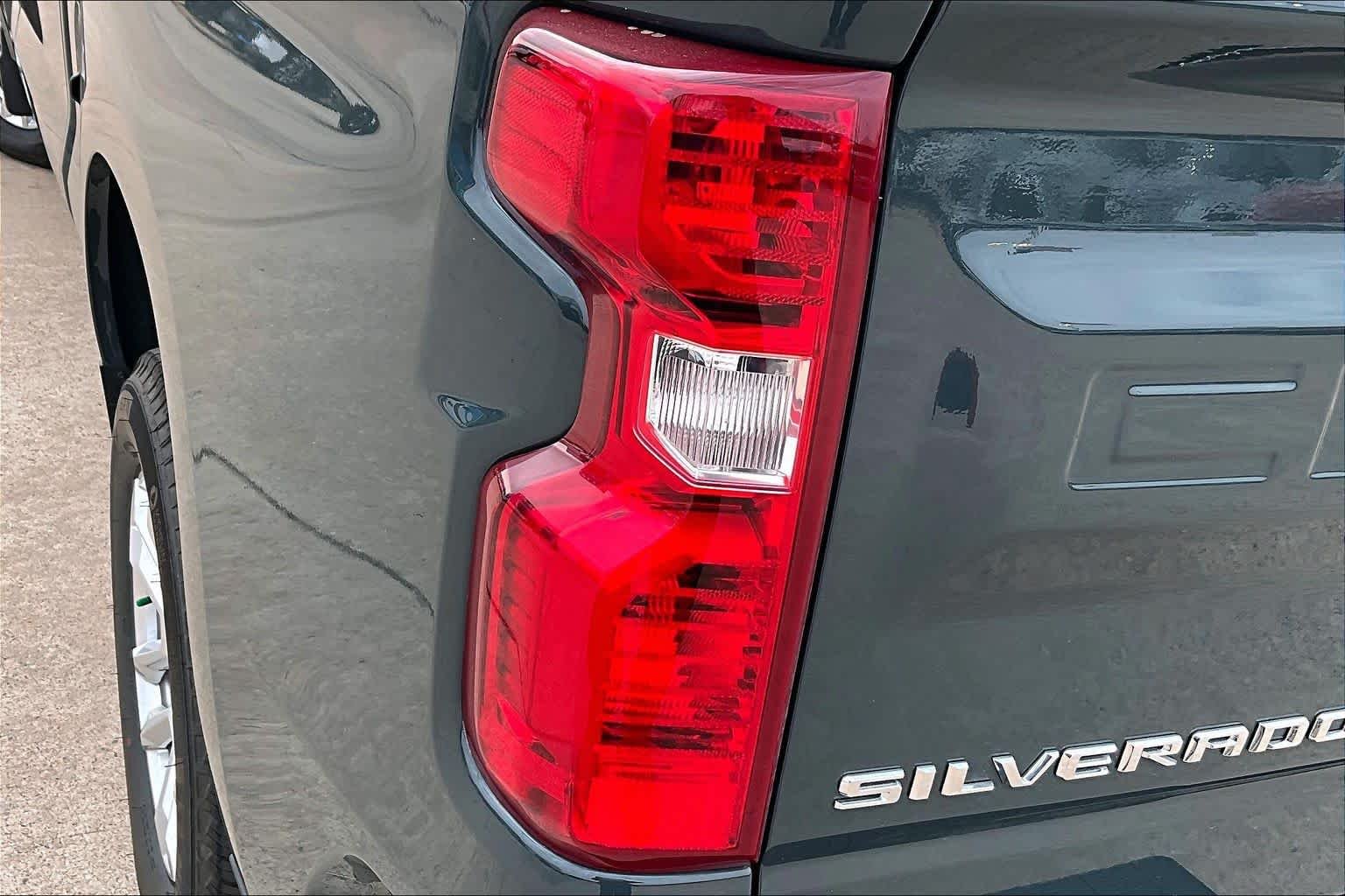2026 Chevrolet Silverado 1500 LT - Photo 15