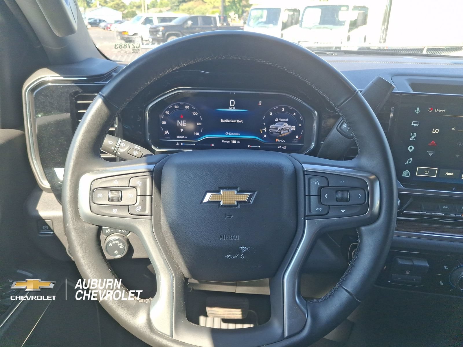 2025 Chevrolet Silverado 1500 LT - Photo 10