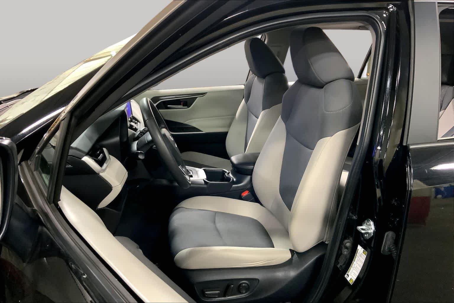 Used 2024 Midnight Black Metallic Toyota XLE image 8