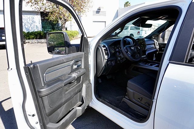 New 2026 Bright White Clear-Coat Exterior Paint RAM Big Horn image 43