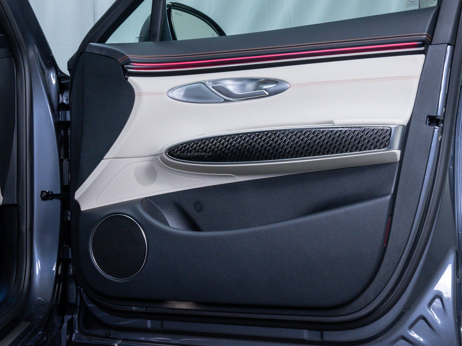 2026 GENESIS GV70 Sport Prestige - Photo 10