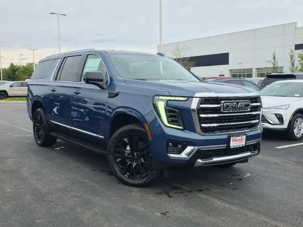 2026 GMC Yukon XL Elevation - Photo 2