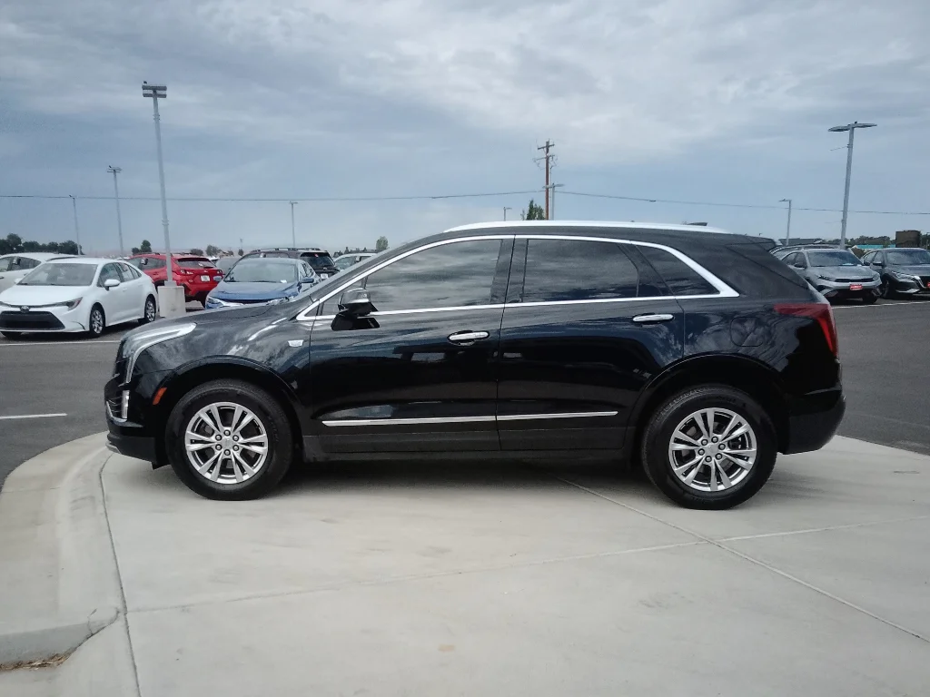 Used 2020 Stellar Black Metallic Cadillac Premium Luxury FWD image 6