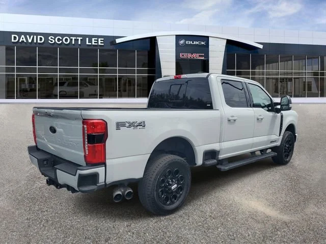 Used 2025 Avalanche Ford XL image 4