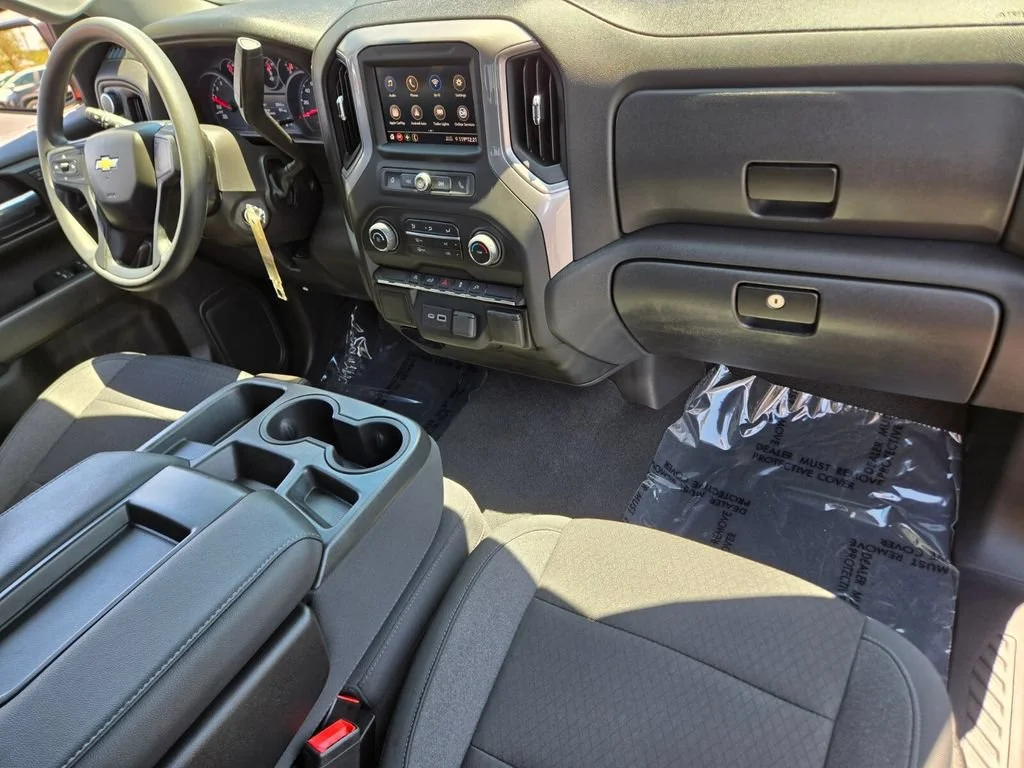 Used 2022 Cherry Red Tintcoat Chevrolet Custom image 16