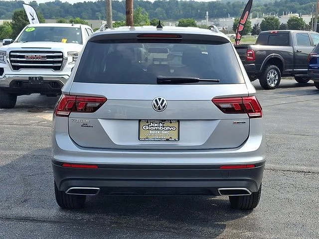 Used 2021 Silver Volkswagen 2.0T S image 3