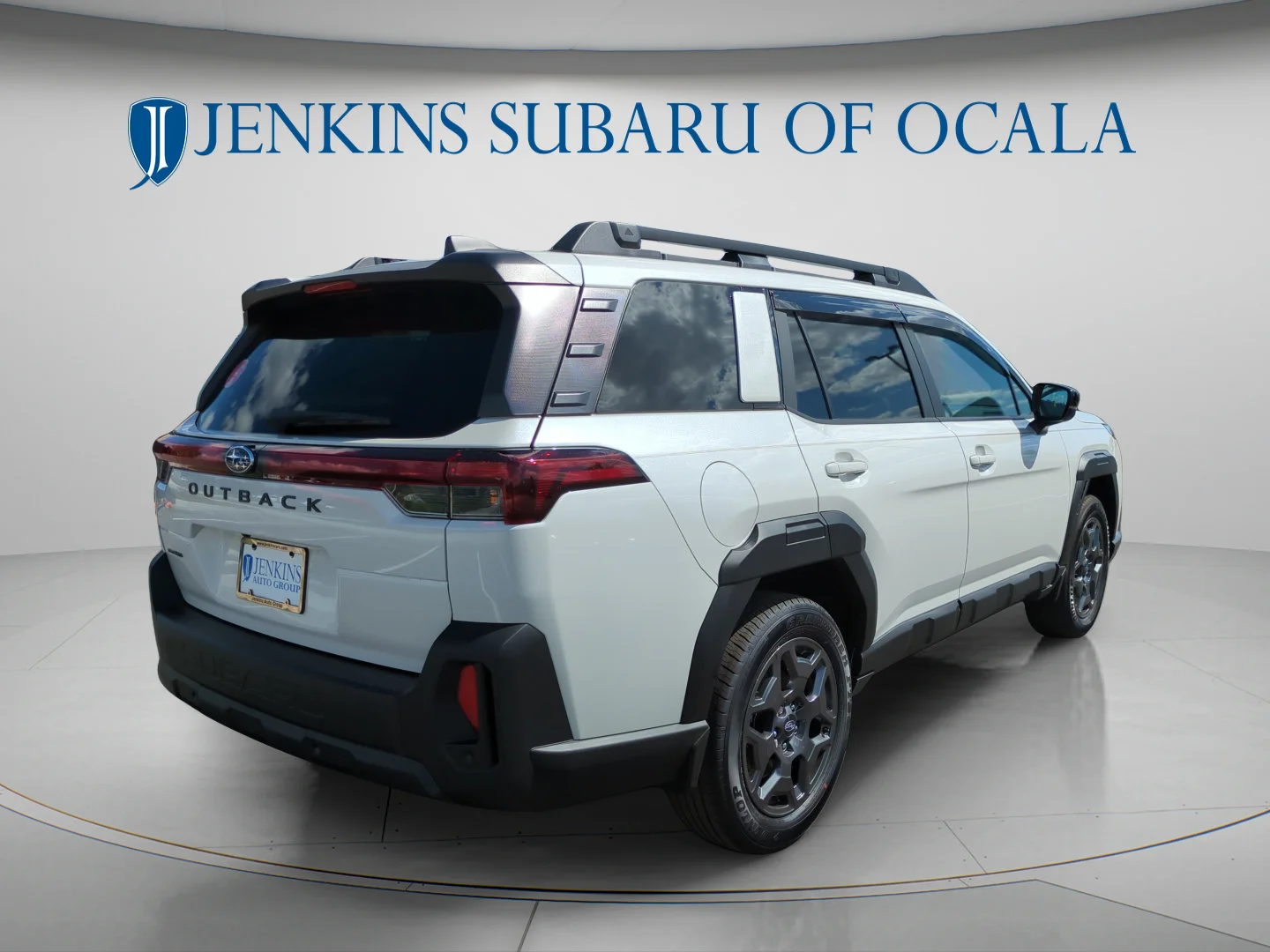 Used 2026 Crystal White Pearl Subaru Premium image 3