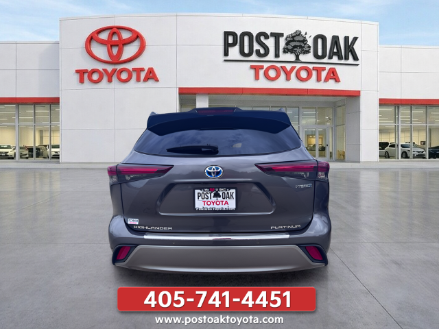 Used 2024 Gray Toyota Platinum image 5