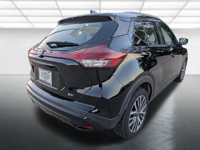 Used 2021 Black Nissan SV Xtronic CVT image 39