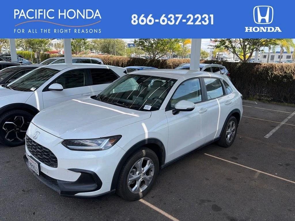 Used 2024  Honda LX image 1