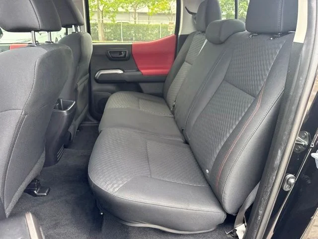 Used 2022 Black Toyota SR5 image 12