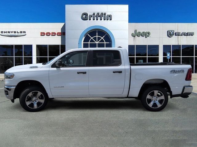 New 2026 Bright White Clear-Coat Exterior Paint RAM Tradesman image 10
